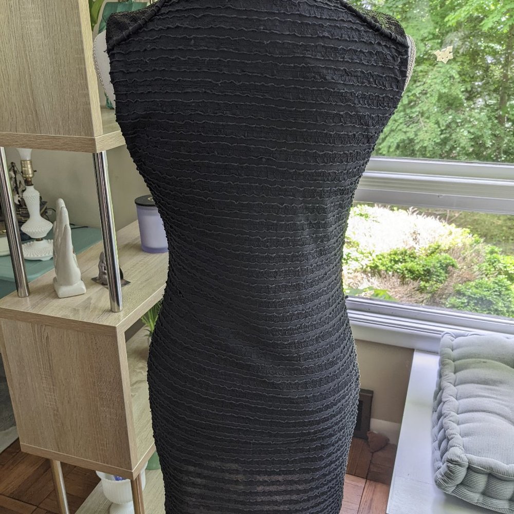 ⭐Black Dress - Picture 4 of 8